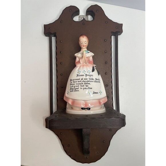 Vintage Enesco Kitchen Prayer Lady Mother ON WOODEN WALL BRACKETS - Picture 1 of 11